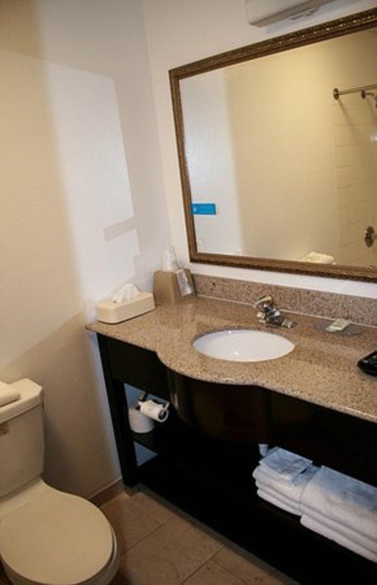Valley Oaks Inn Вудленд Екстер'єр фото