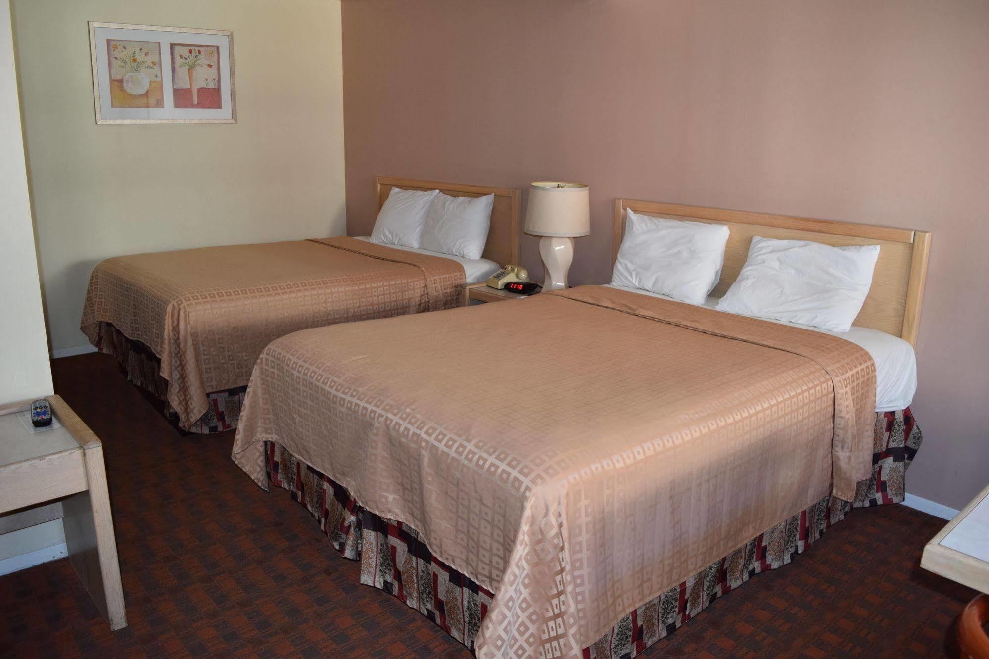Valley Oaks Inn Вудленд Екстер'єр фото